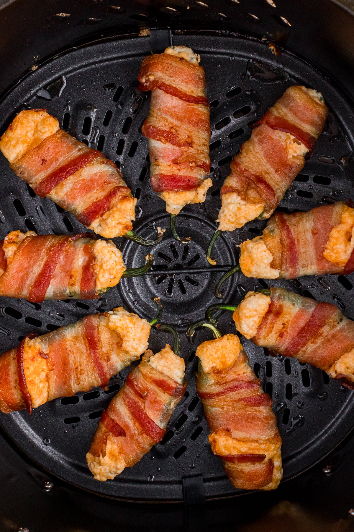 Air Fryer Bacon-Wrapped Jalapeno Poppers