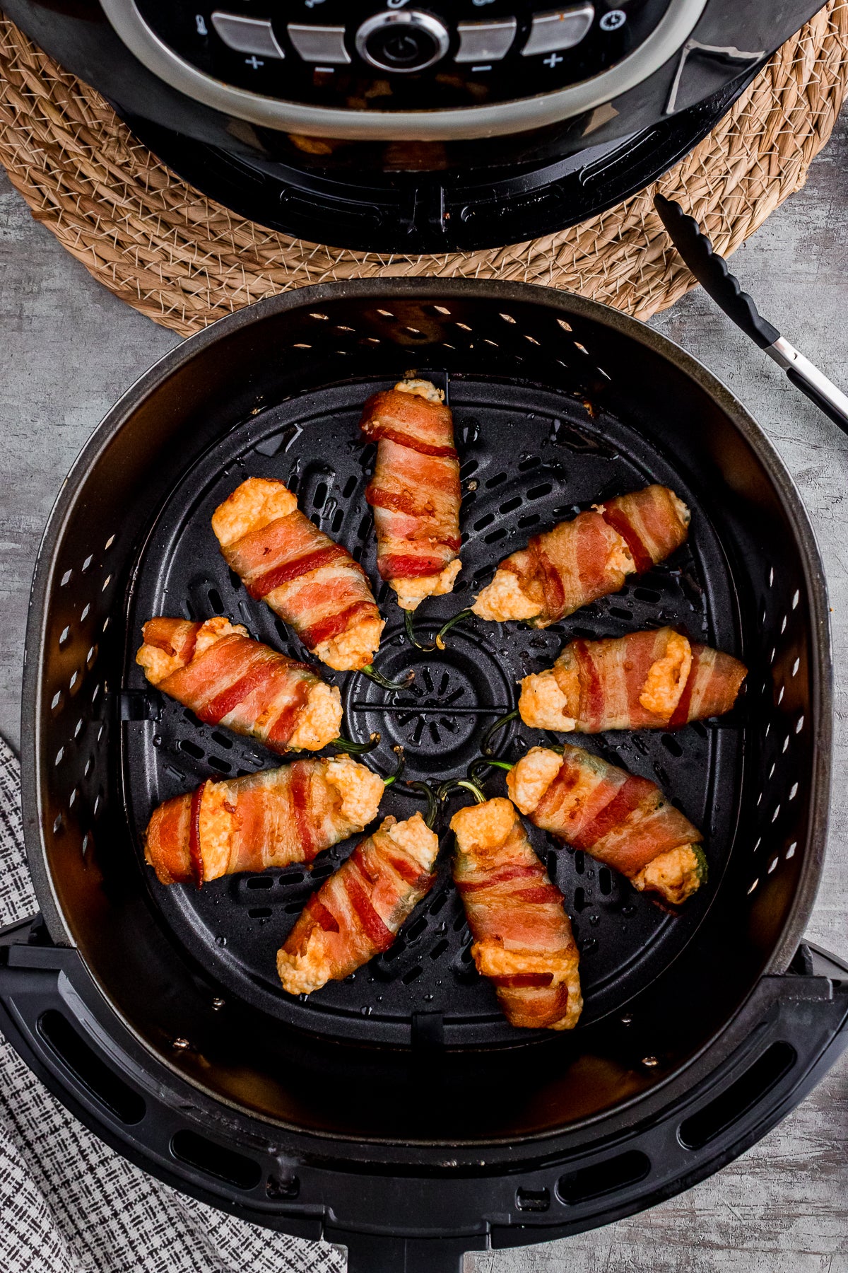 Air Fryer Bacon-Wrapped Jalapeno Poppers